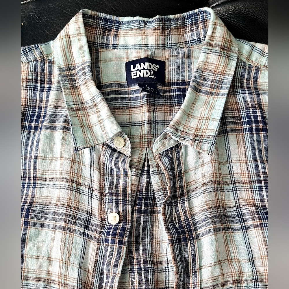 Lands' End 100% Linen Casual Button Down Shirt Used. Very Good Condition